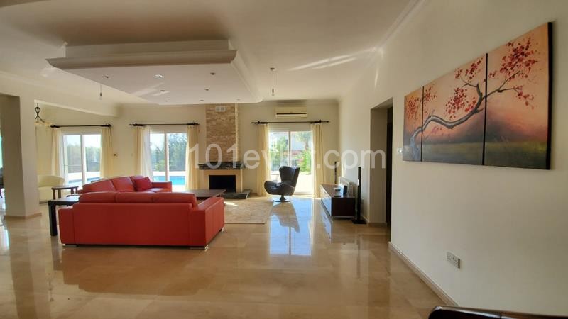 5 Bedroom Villa for sale 270 m² in Esentepe, Girne, North Cyprus